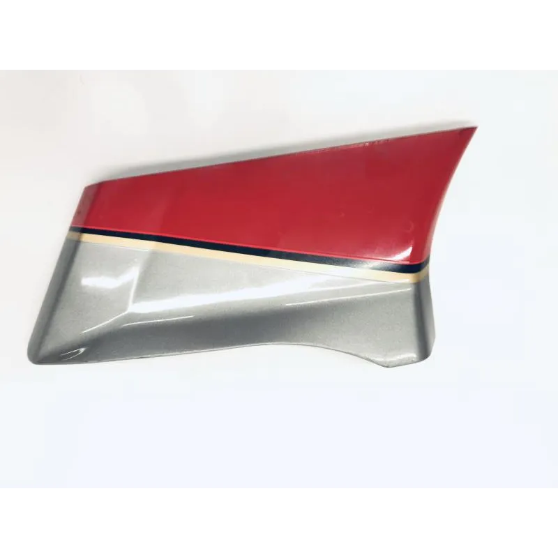 Cache lateral gauche SUZUKI GSX 550 ES 1983-1987