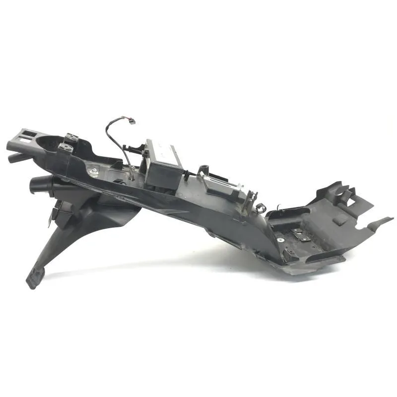 Garde boue arriere KAWASAKI GTR 1400 2008-2009