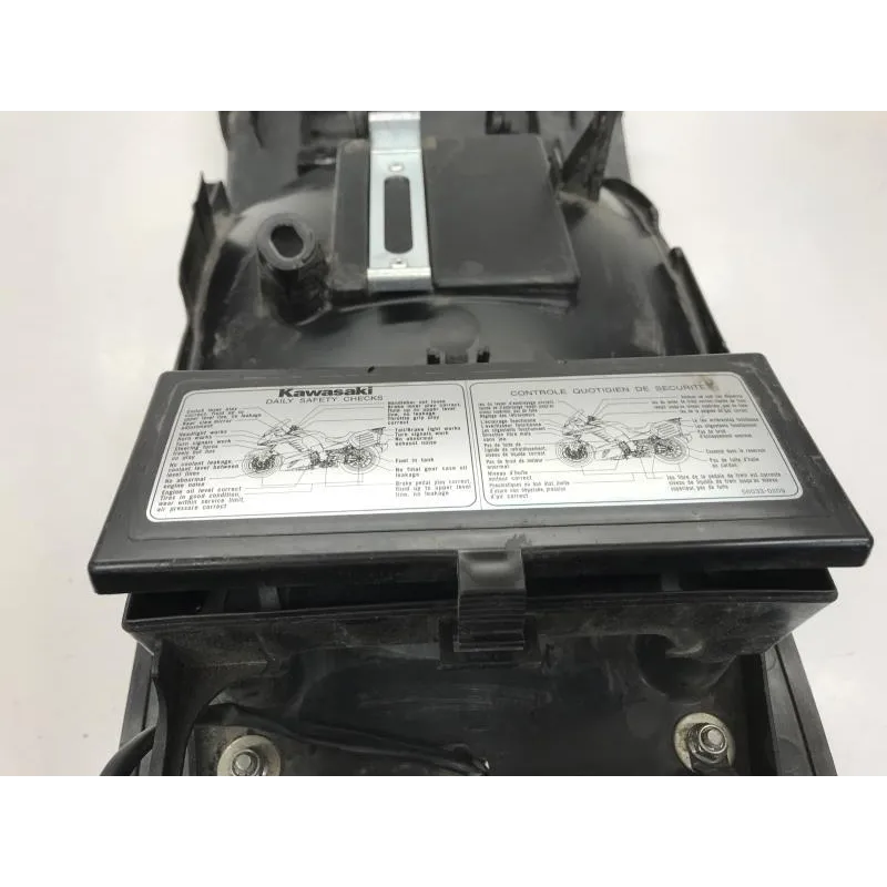 Garde boue arriere KAWASAKI GTR 1400 2008-2009