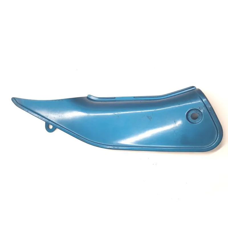 Cache lateral droit SUZUKI RV 125 1972-1977 VANVAN
