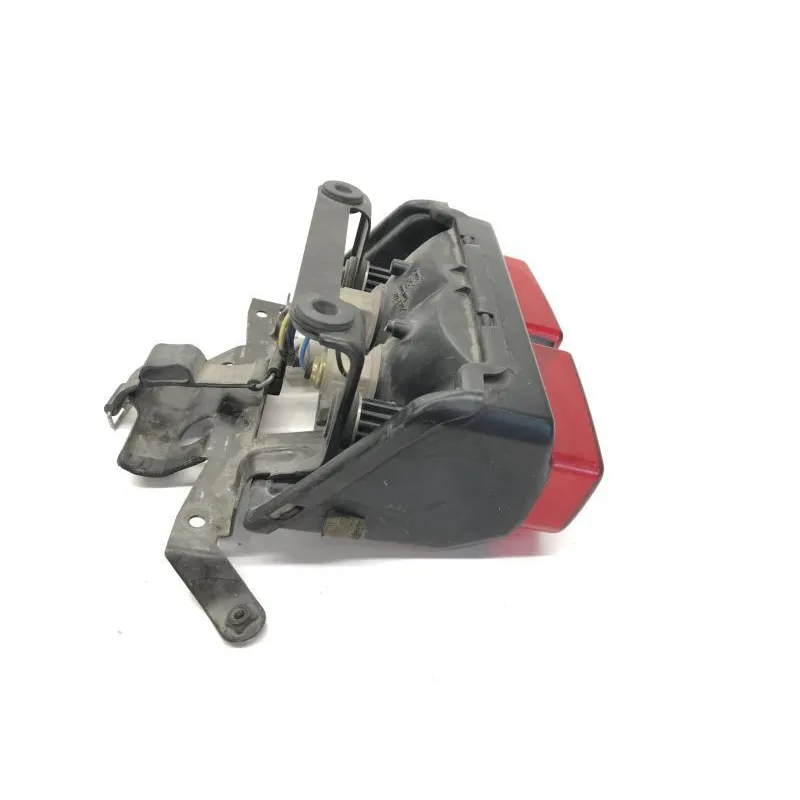 Feu arriere YAMAHA FZS 600 2002-2003 FAZER