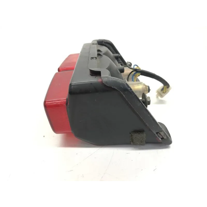 Feu arriere YAMAHA FZS 600 2002-2003 FAZER