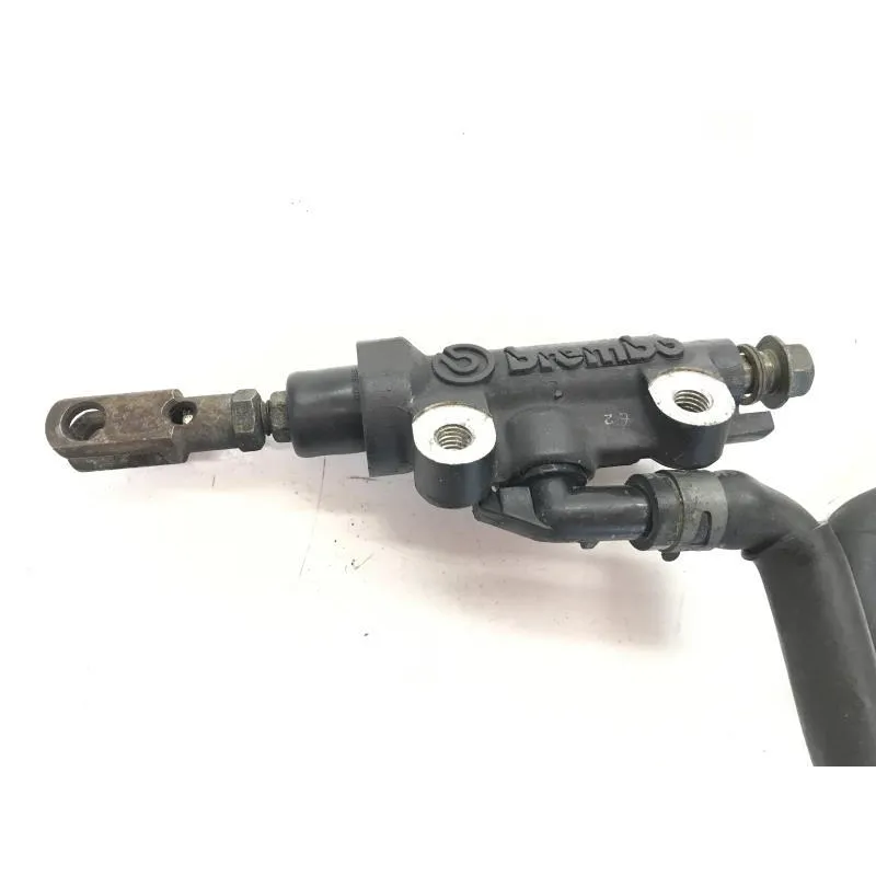 Maitre cylindre frein arriere YAMAHA YZF 600 R 1996-2002 THUNDERCAT