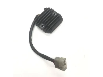 Regulateur charge batterie YAMAHA FZS 600 1998-2001 FAZER