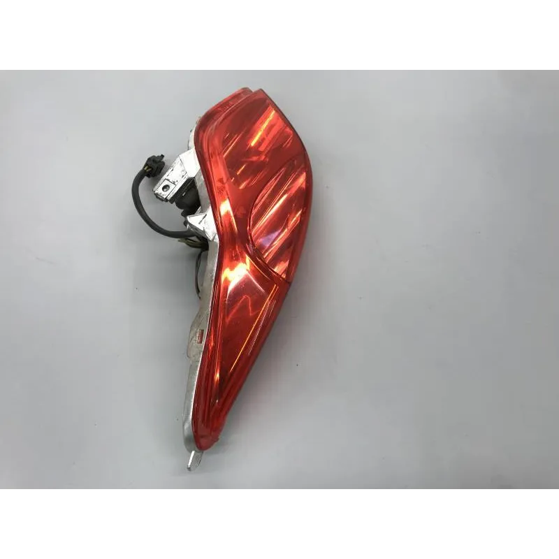 Bloc feu + clignotant ar gauche YAMAHA YPR 125 2010-2013 XMAX