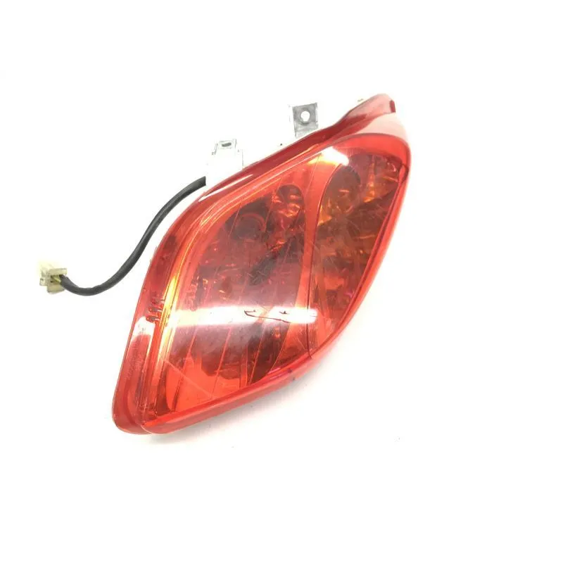 Bloc feu + clignotant ar droit YAMAHA YPR 125 2010-2013 XMAX