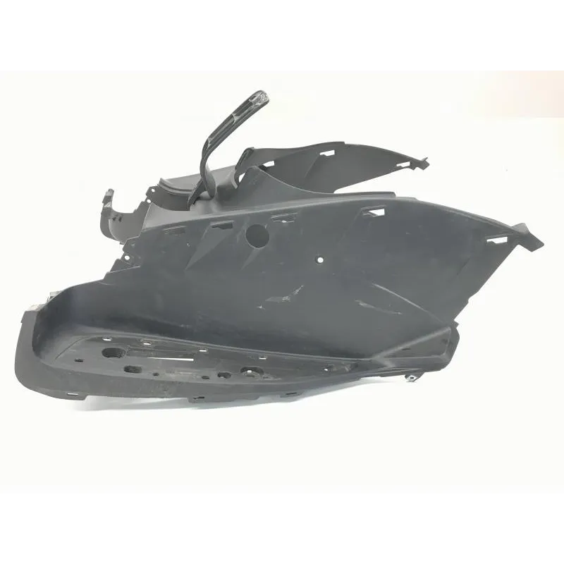 Cache carenage centrale marche pieds plancher YAMAHA YPR 125 2010-2013 XMAX