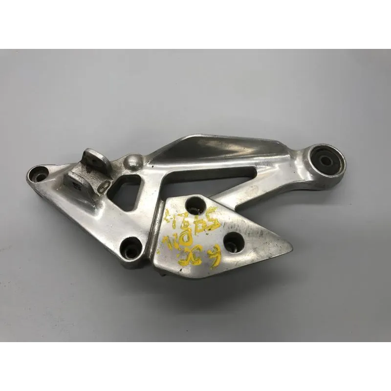 Platine avant droite YAMAHA XJ 600 S 1997-2002 DIVERSION