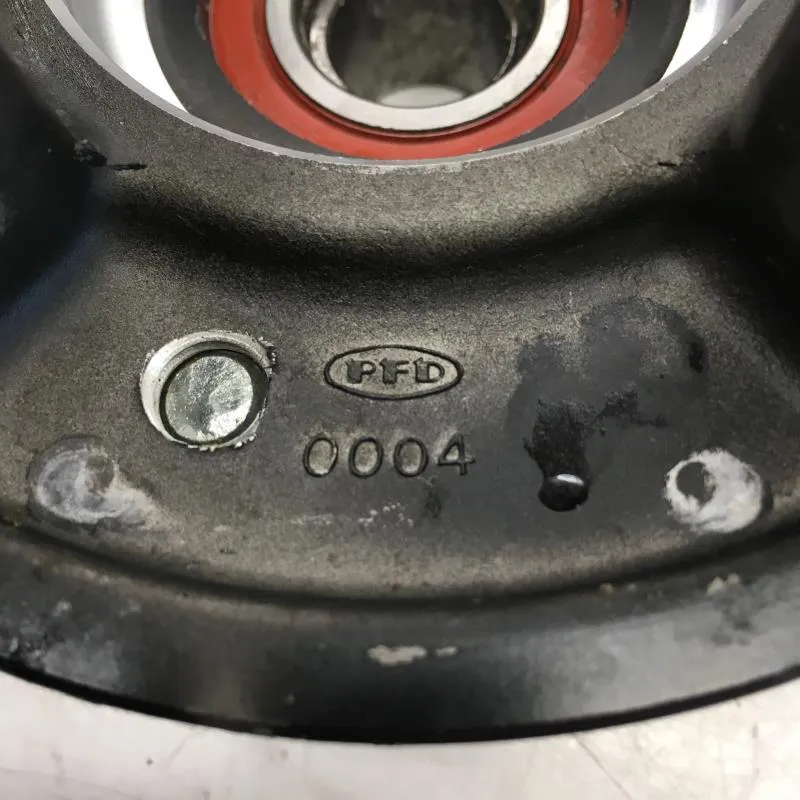 Porte couronne KAWASAKI Z 750 2004-2006
