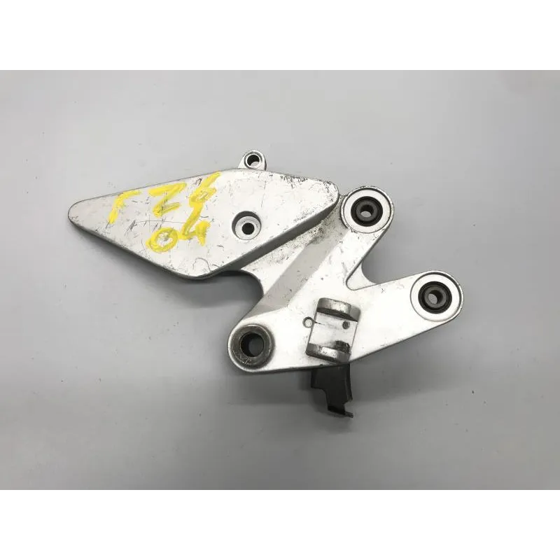 Platine avant droite YAMAHA FZ6 600 2004-2006