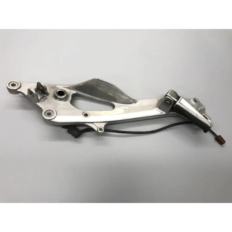Platine arriere droite YAMAHA TDM 900 2002-2005