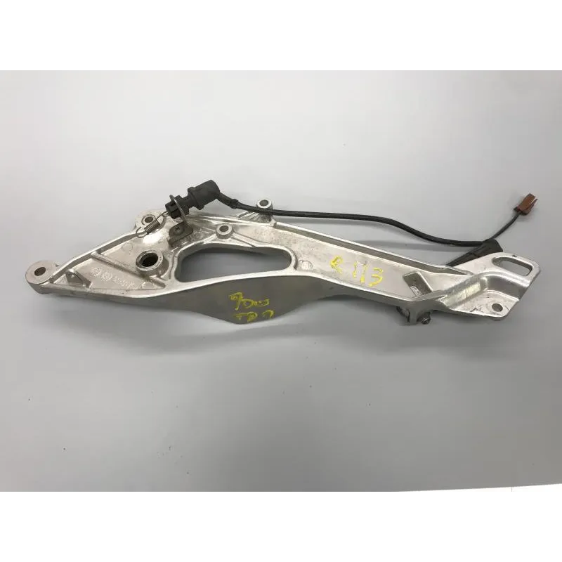 Platine arriere droite YAMAHA TDM 900 2002-2005