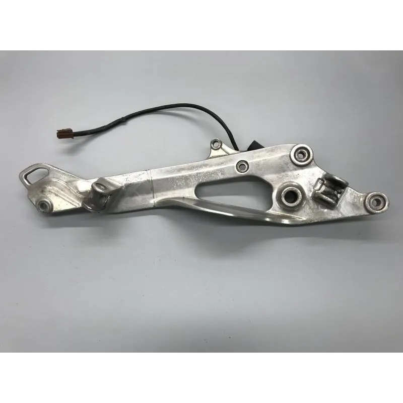Platine arriere droite YAMAHA TDM 900 2002-2005