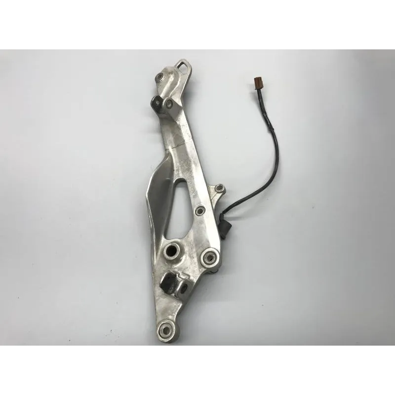 Platine arriere droite YAMAHA TDM 900 2002-2005