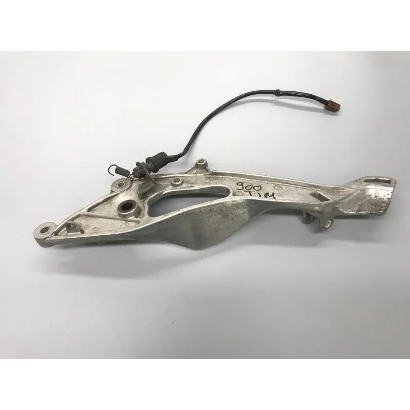 Platine arriere droite YAMAHA TDM 900 2002-2005