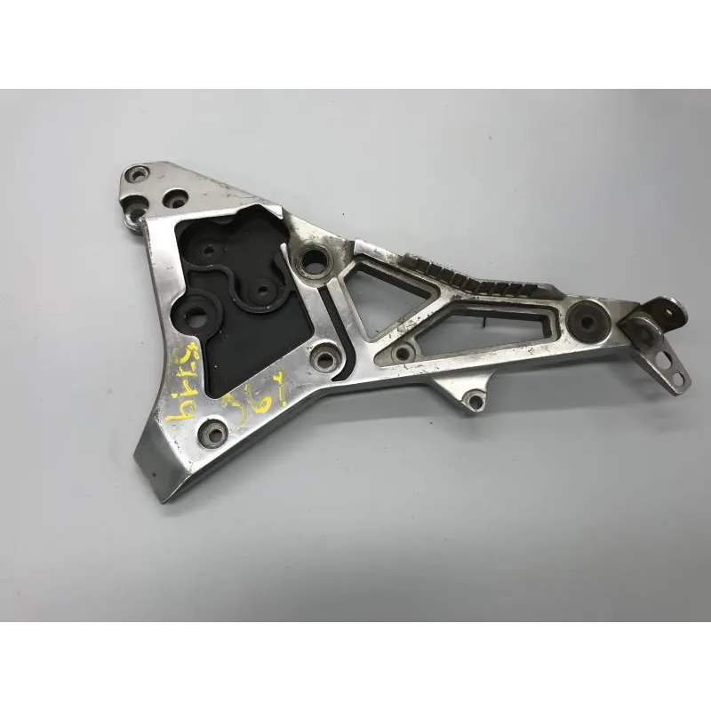 Platine arriere droite YAMAHA FJ 1100 1984-1985