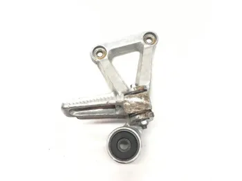 Platine et repose pieds arriere droit YAMAHA FZS 600 2002-2003 FAZER