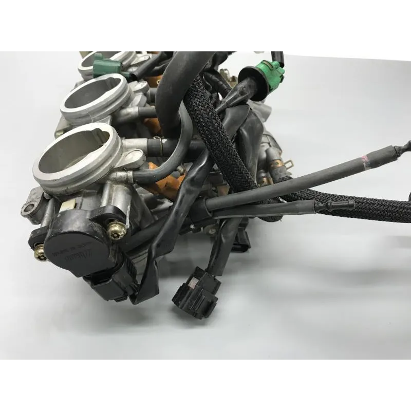 Rampe d'injection YAMAHA FZ6 600 2004-2006 FAZER