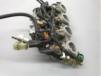 Rampe d'injection YAMAHA FZ6 600 2004-2006 FAZER