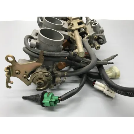 Rampe d'injection YAMAHA FZ6 600 2004-2006 FAZER