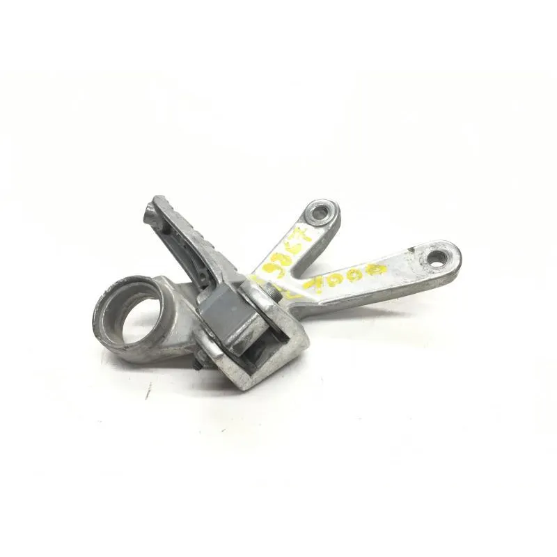 Platine et repose pieds arriere droit YAMAHA FZR 1000 1991-1995