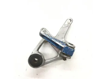 Platine et repose pieds arriere droit YAMAHA YZF 750 R 1993-1996