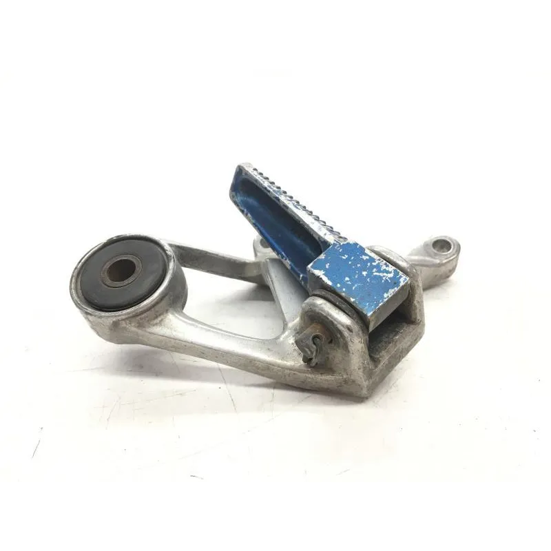 Platine et repose pieds arriere droit YAMAHA YZF 750 R 1993-1996
