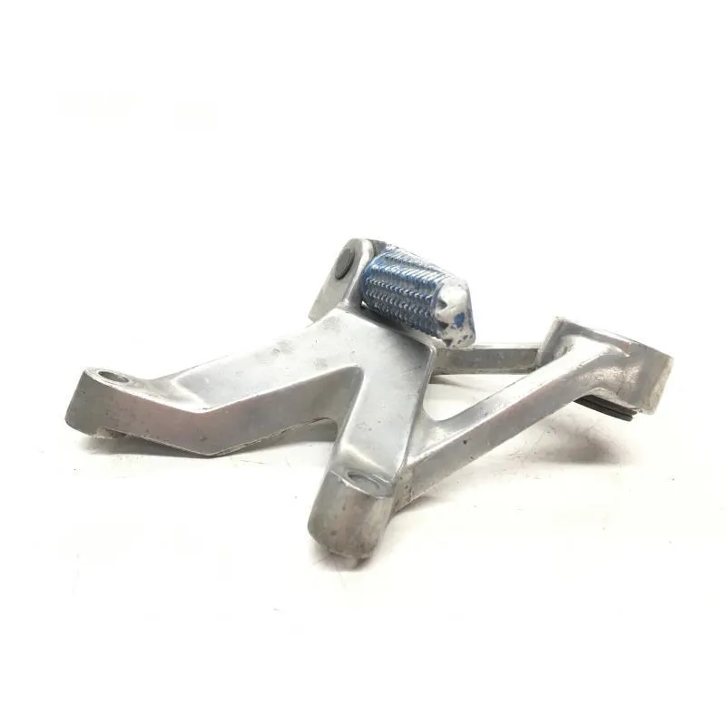 Platine et repose pieds arriere droit YAMAHA YZF 750 R 1993-1996