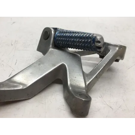 Platine et repose pieds arriere droit YAMAHA YZF 750 R 1993-1996