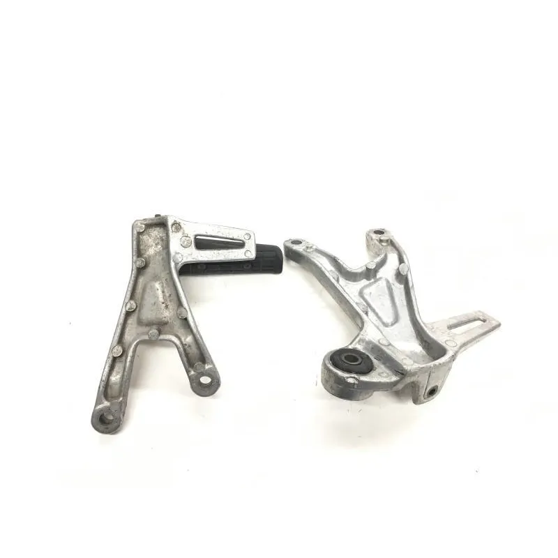 Platine arriere droite gauche YAMAHA FZR 1000 1987-1988 GENESIS
