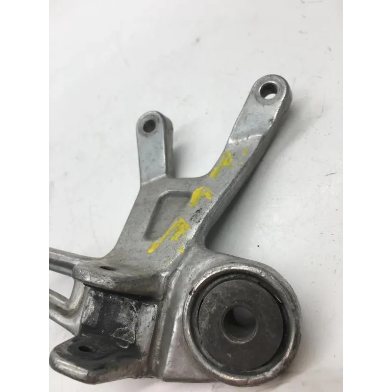 Platine arriere droite gauche YAMAHA FZR 1000 1987-1988 GENESIS