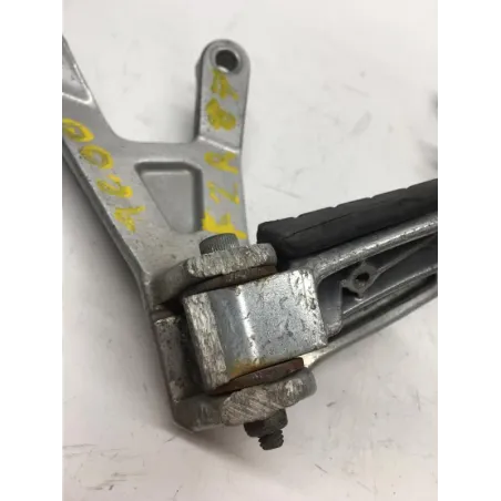 Platine arriere droite gauche YAMAHA FZR 1000 1987-1988 GENESIS