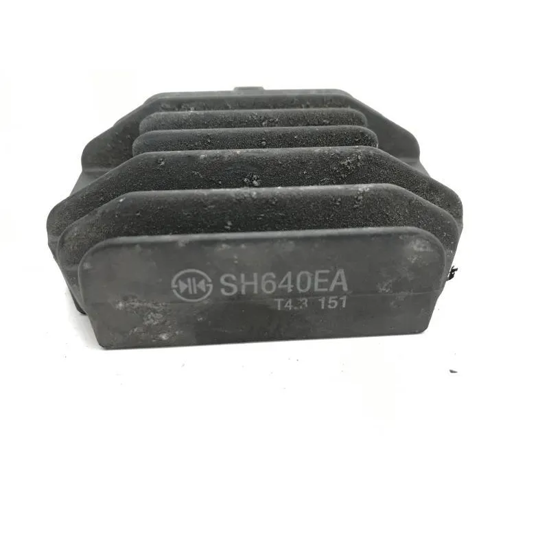 Regulateur charge batterie YAMAHA YP 125 2003-2006 MAJESTY