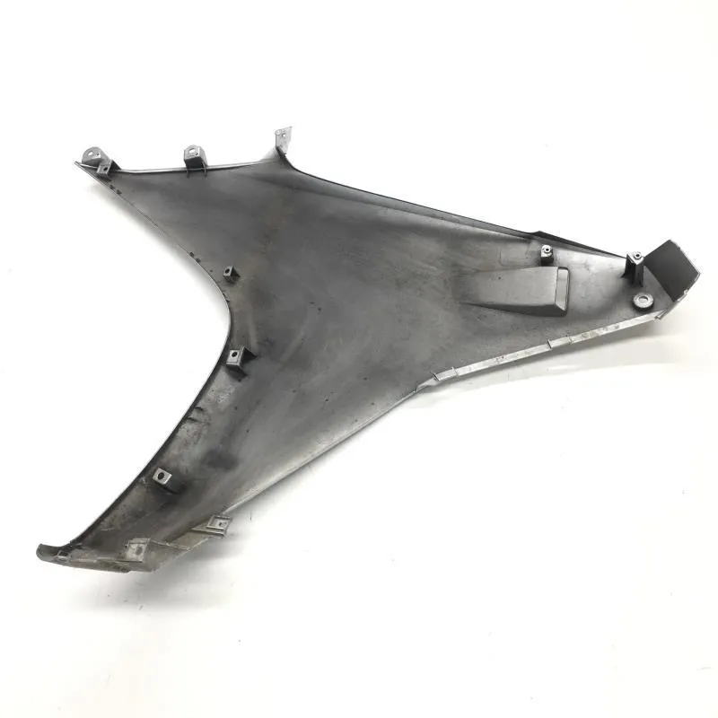Cache flanc de carenage droit HONDA VFR 800 F 2014-2020
