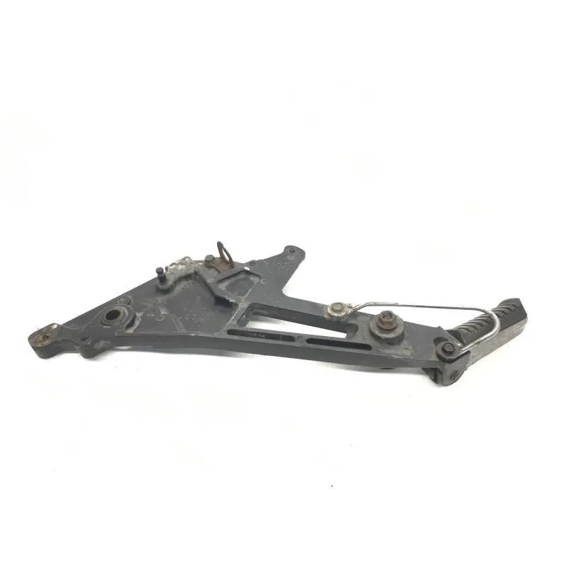 Platine et repose pieds arriere droit KAWASAKI GPZ 1000 RX 1986-1988