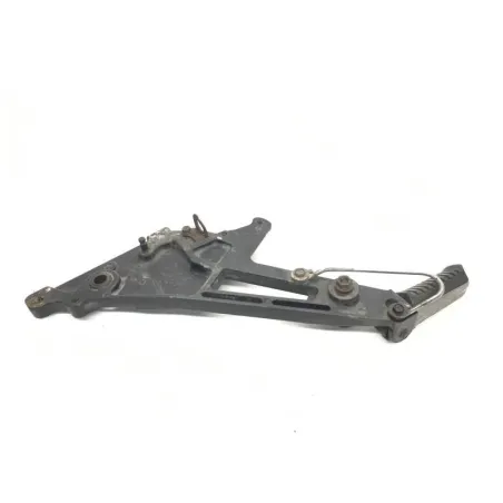 Platine et repose pieds arriere droit KAWASAKI GPZ 1000 RX 1986-1988