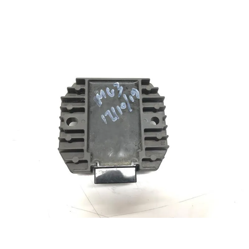 Regulateur charge batterie YAMAHA YPR 125 2010-2013 XMAX