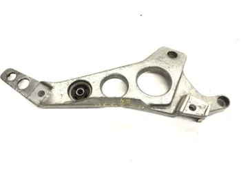 Platine arriere droite YAMAHA RZ 250 R 1984 29L