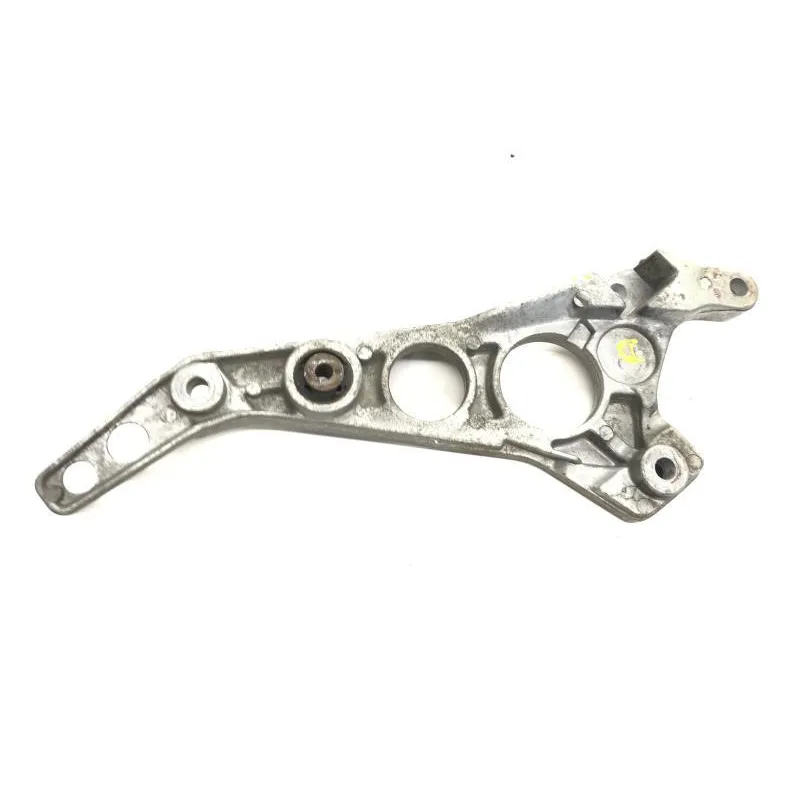 Platine arriere droite YAMAHA RZ 250 R 1984 29L