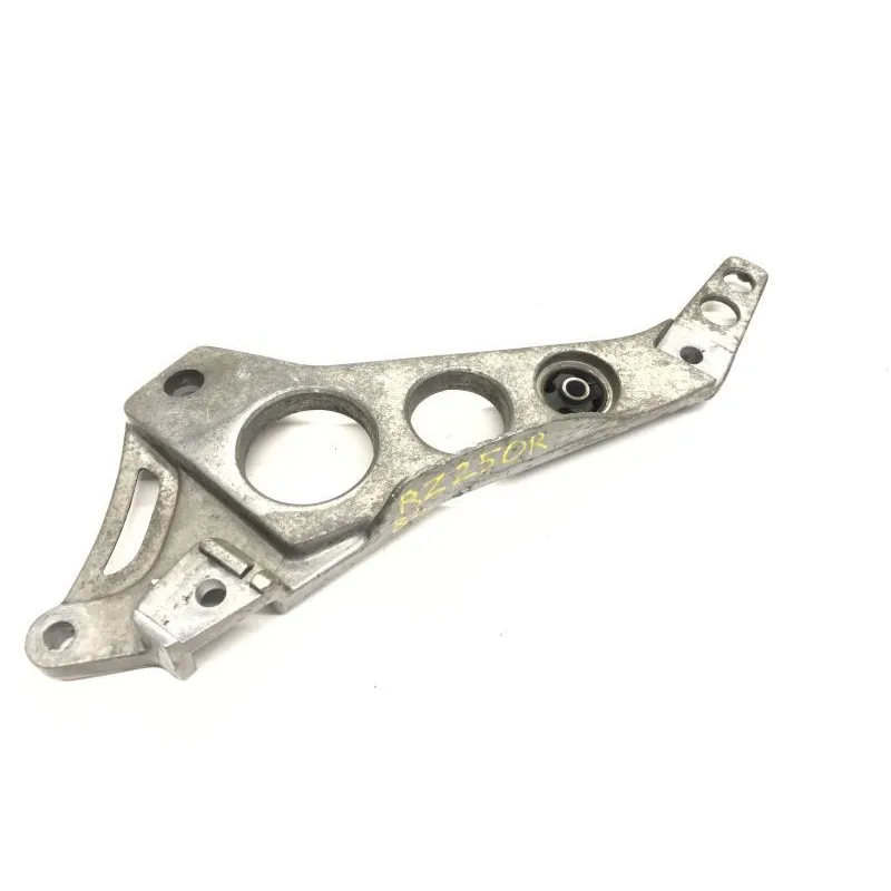 Platine arriere gauche YAMAHA RZ 250 R 1984 29L