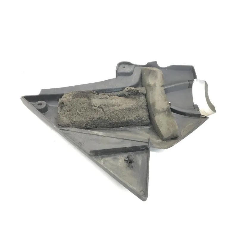 Cache carenage sous selle gauche YAMAHA XJR 1300 1999-2001