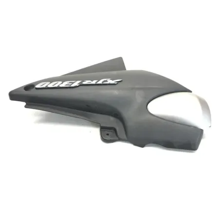 Cache carenage sous selle gauche YAMAHA XJR 1300 1999-2001