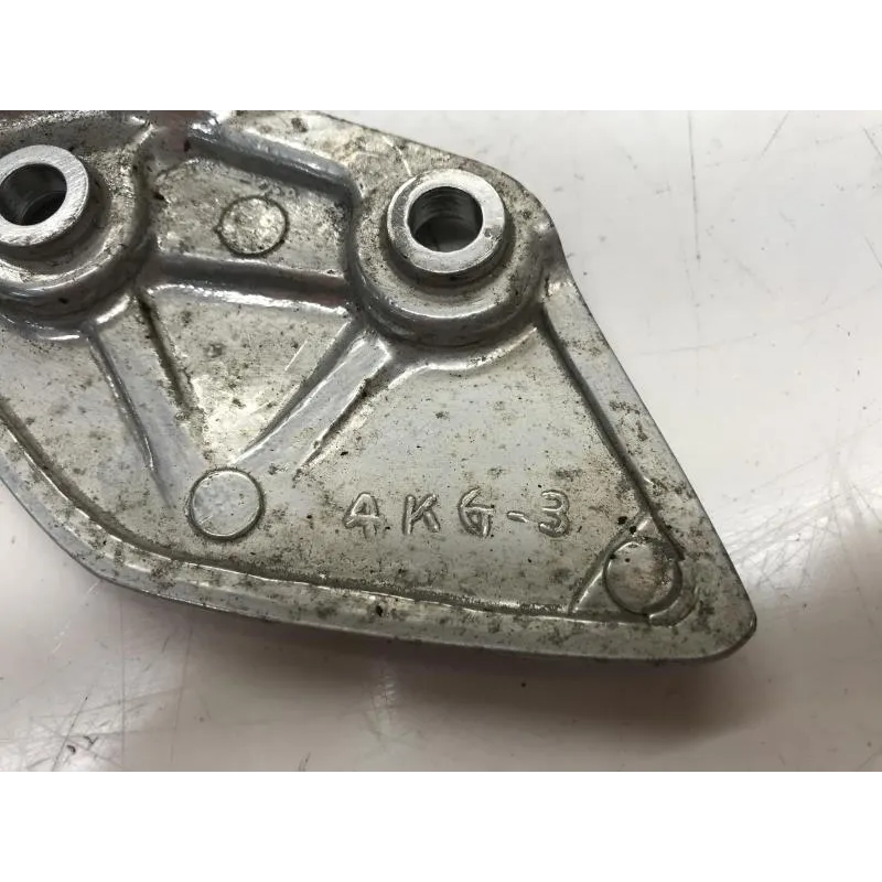 Platine avant droite YAMAHA XJR 1300 1999-2001