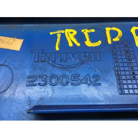 Cache jonction coque arriere TRIUMPH TRIDENT 900 1993-1996