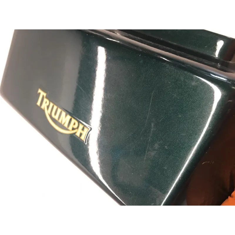Cache jonction coque arriere TRIUMPH TROPHY 900 1992-1995