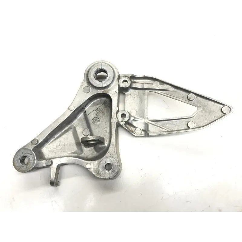 Platine avant droite HONDA CB 300 R 2018-2020