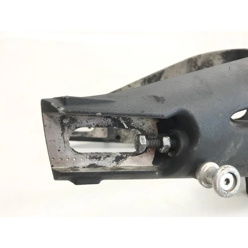 Bras oscillant TRIUMPH STREET TRIPLE 675 2007-2011