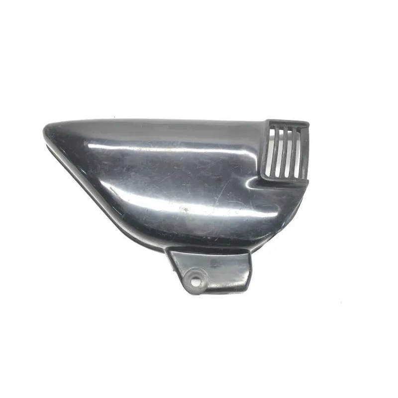 Cache lateral droit SUZUKI GT 185 1973-1977