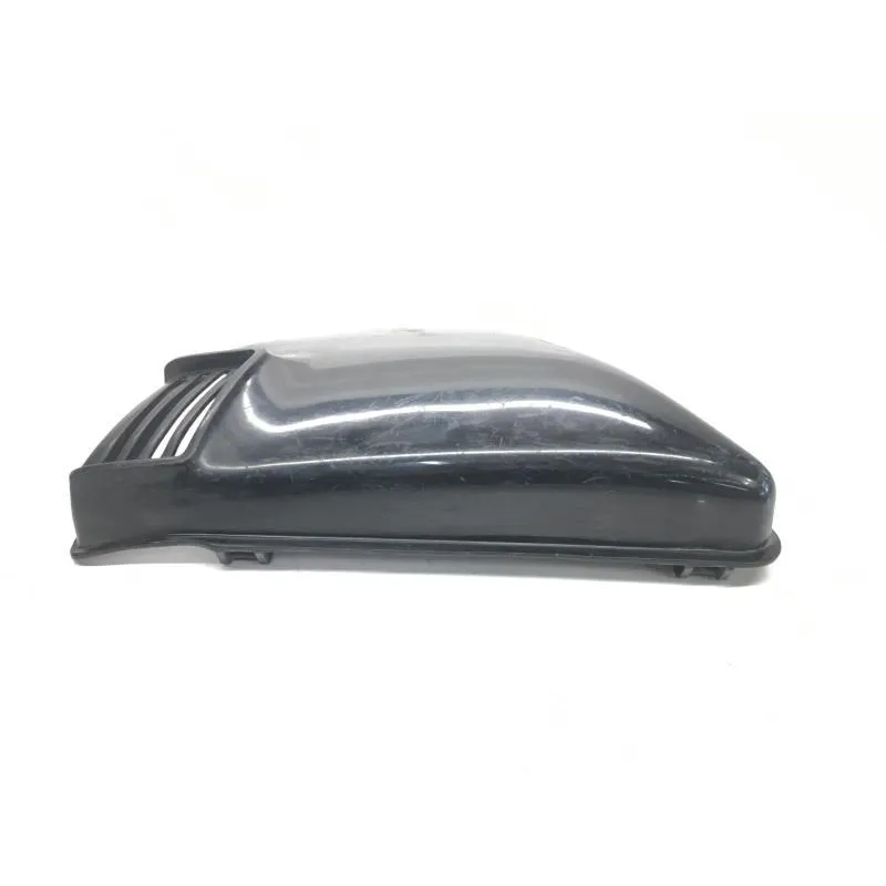 Cache lateral droit SUZUKI GT 185 1973-1977