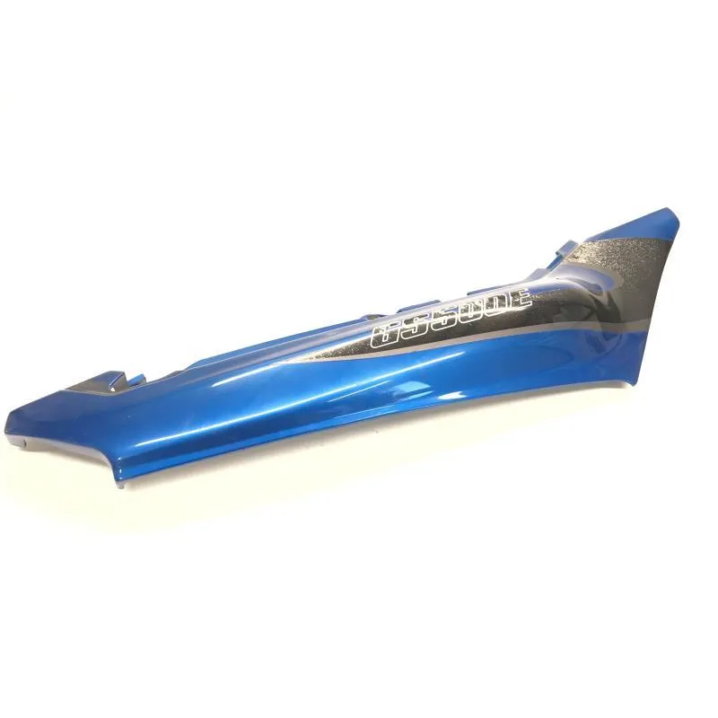 Cache carenage coque arriere droit SUZUKI GS 500 E 1998-2000
